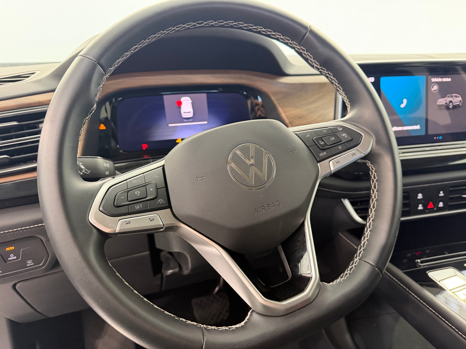 Thumbnail: 2026 Volkswagen Atlas - 4