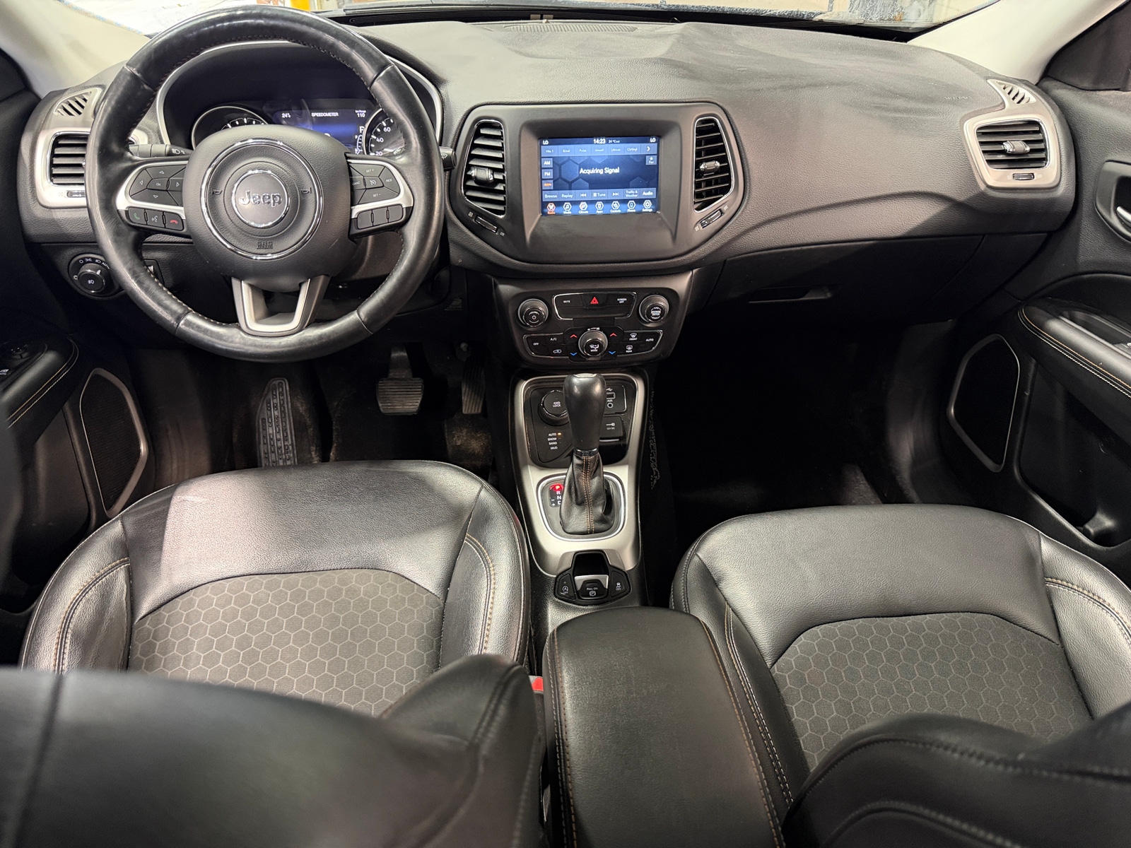 Thumbnail: 2018 Jeep Compass - 3