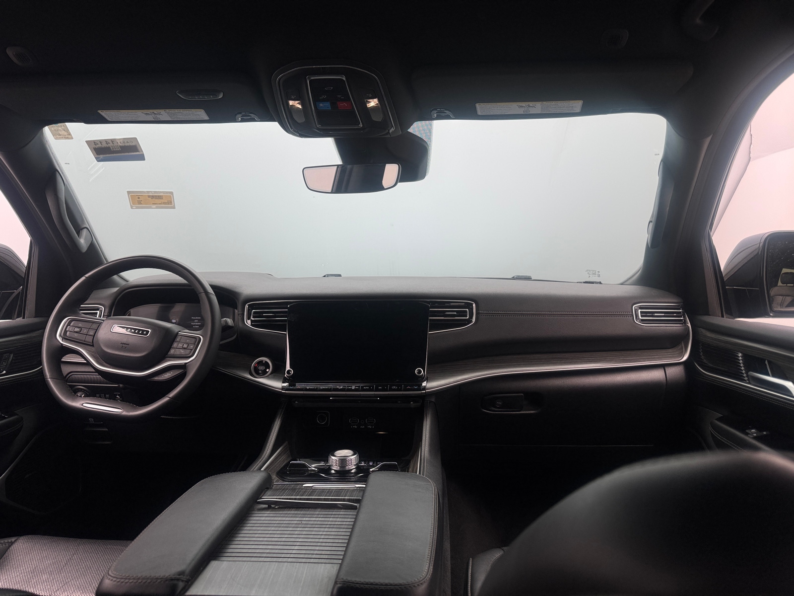 Thumbnail: 2024 Jeep Wagoneer - 2