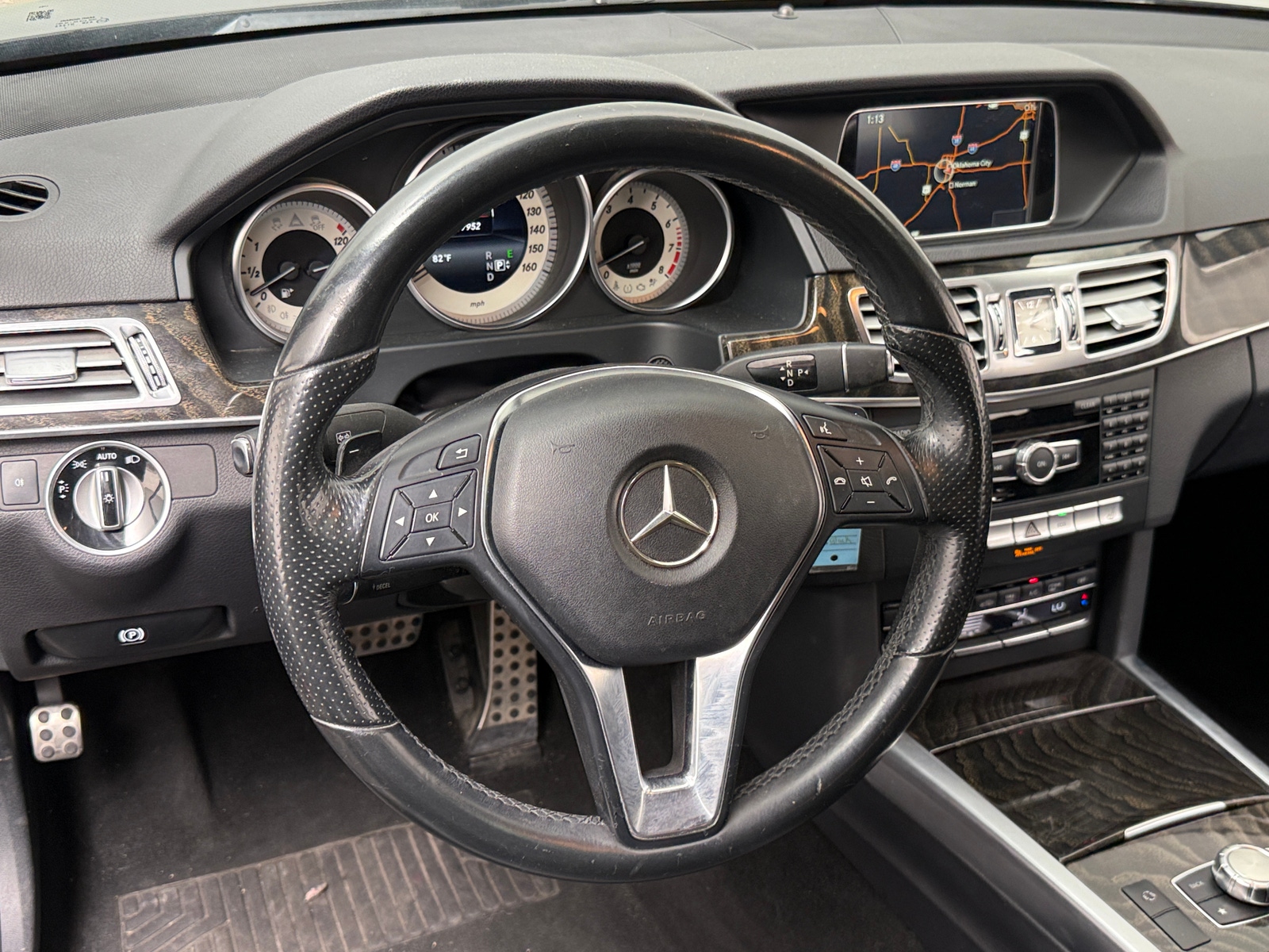 Thumbnail: 2015 Mercedes-Benz E-Class - 4