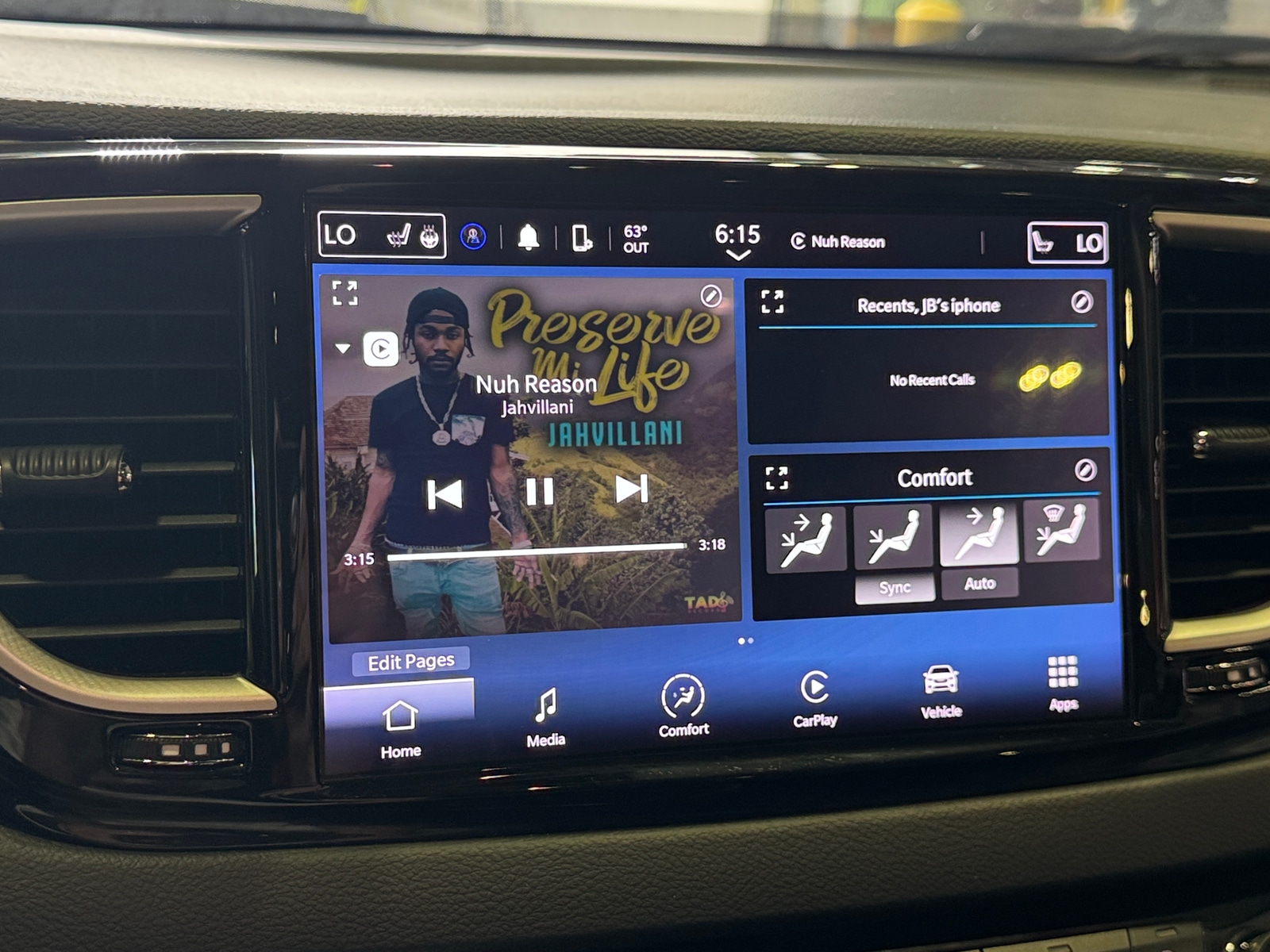 Thumbnail: 2023 Chrysler Pacifica - 3