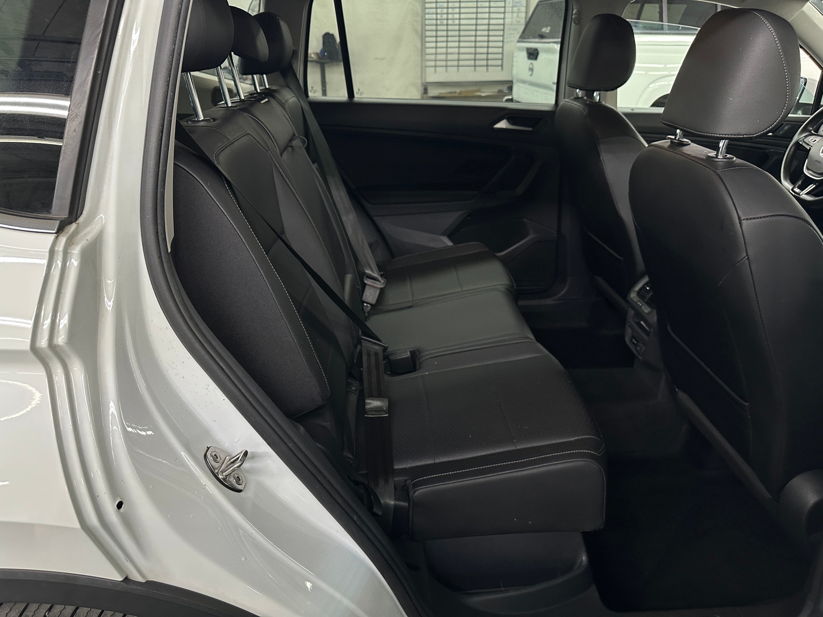Thumbnail: 2019 Volkswagen Tiguan - 5