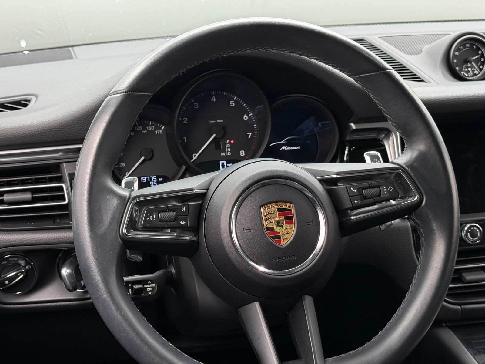 Thumbnail: 2024 Porsche Macan - 5