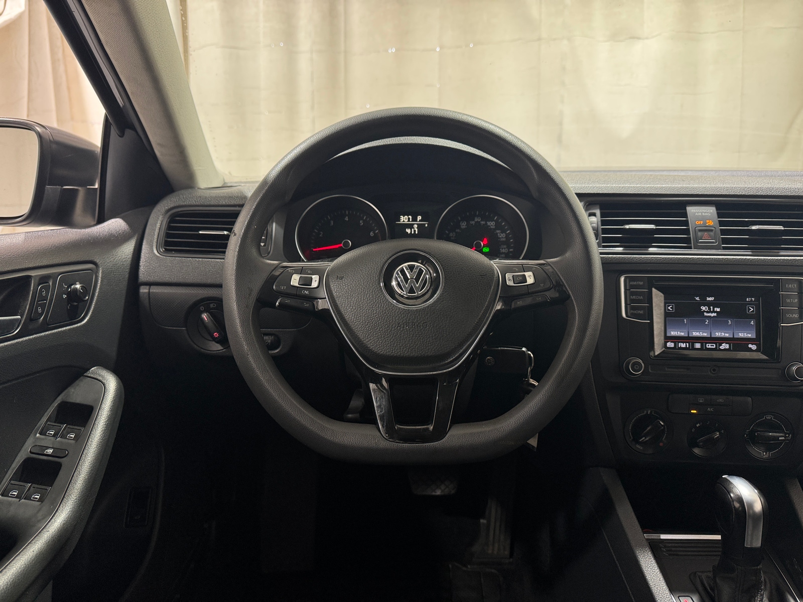 Thumbnail: 2016 Volkswagen Jetta - 5