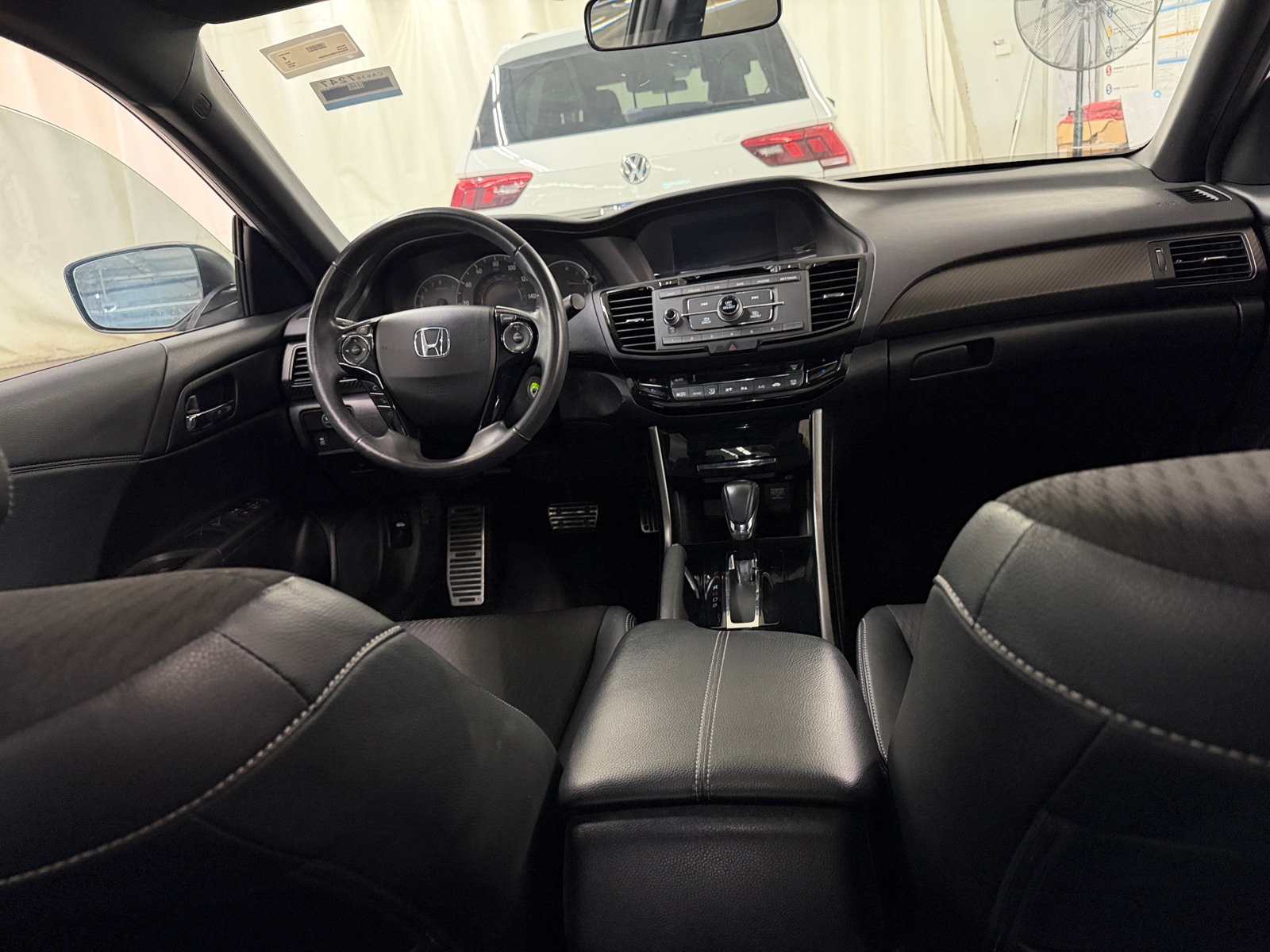 Thumbnail: 2016 Honda Accord - 3