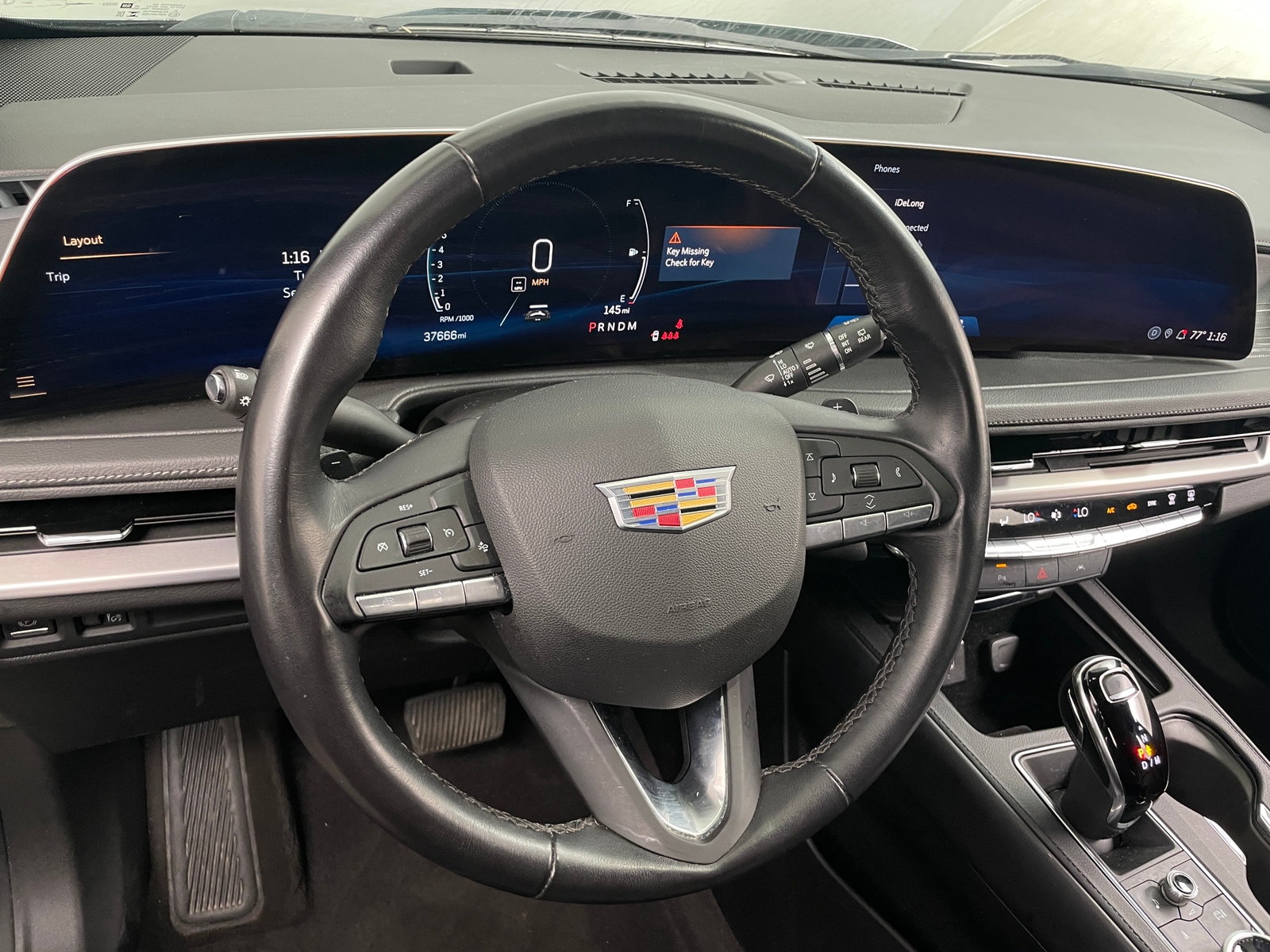Thumbnail: 2025 Cadillac XT4 - 4