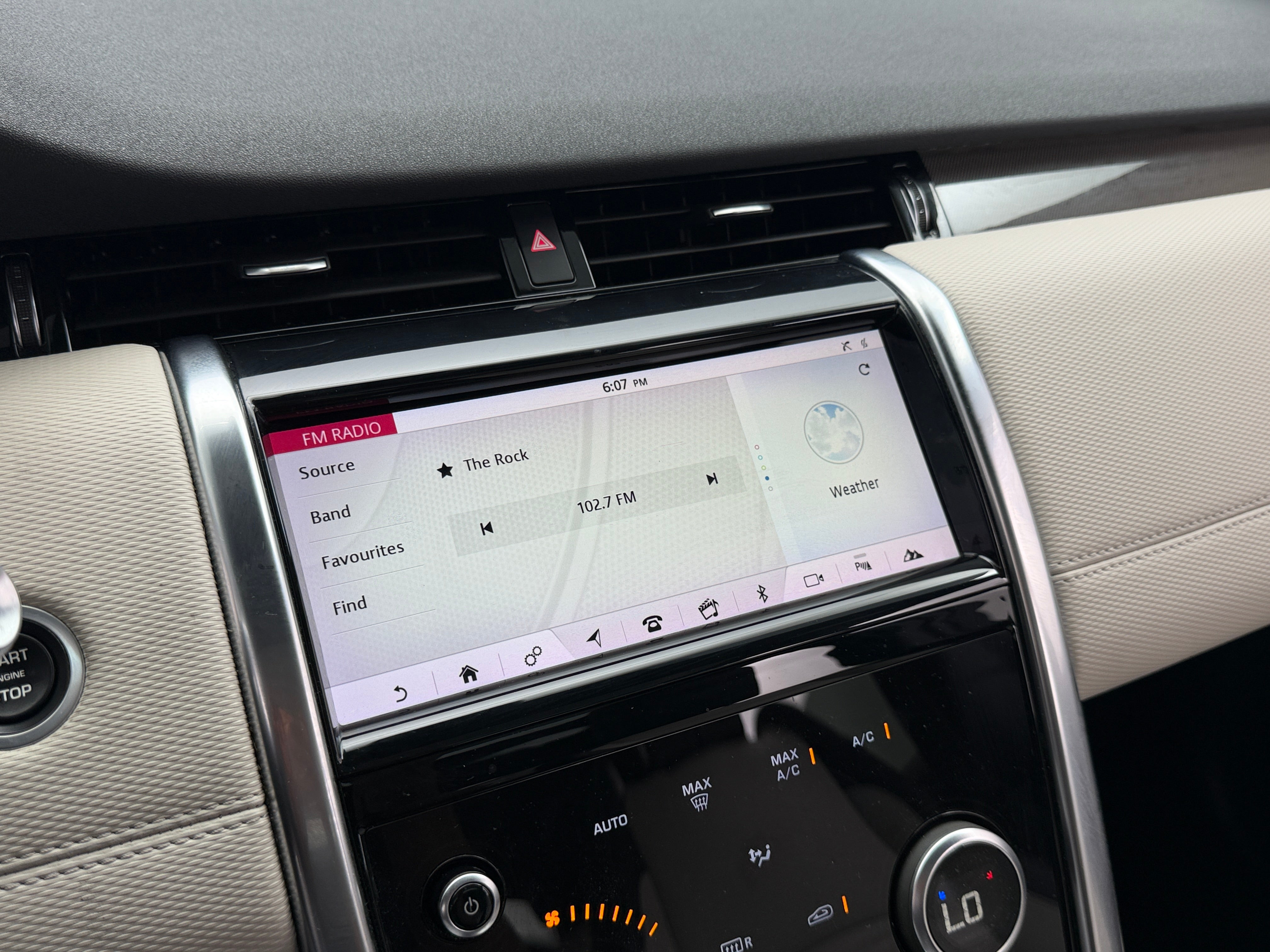 2020 Land Rover Discovery Sport SE - Photo 13