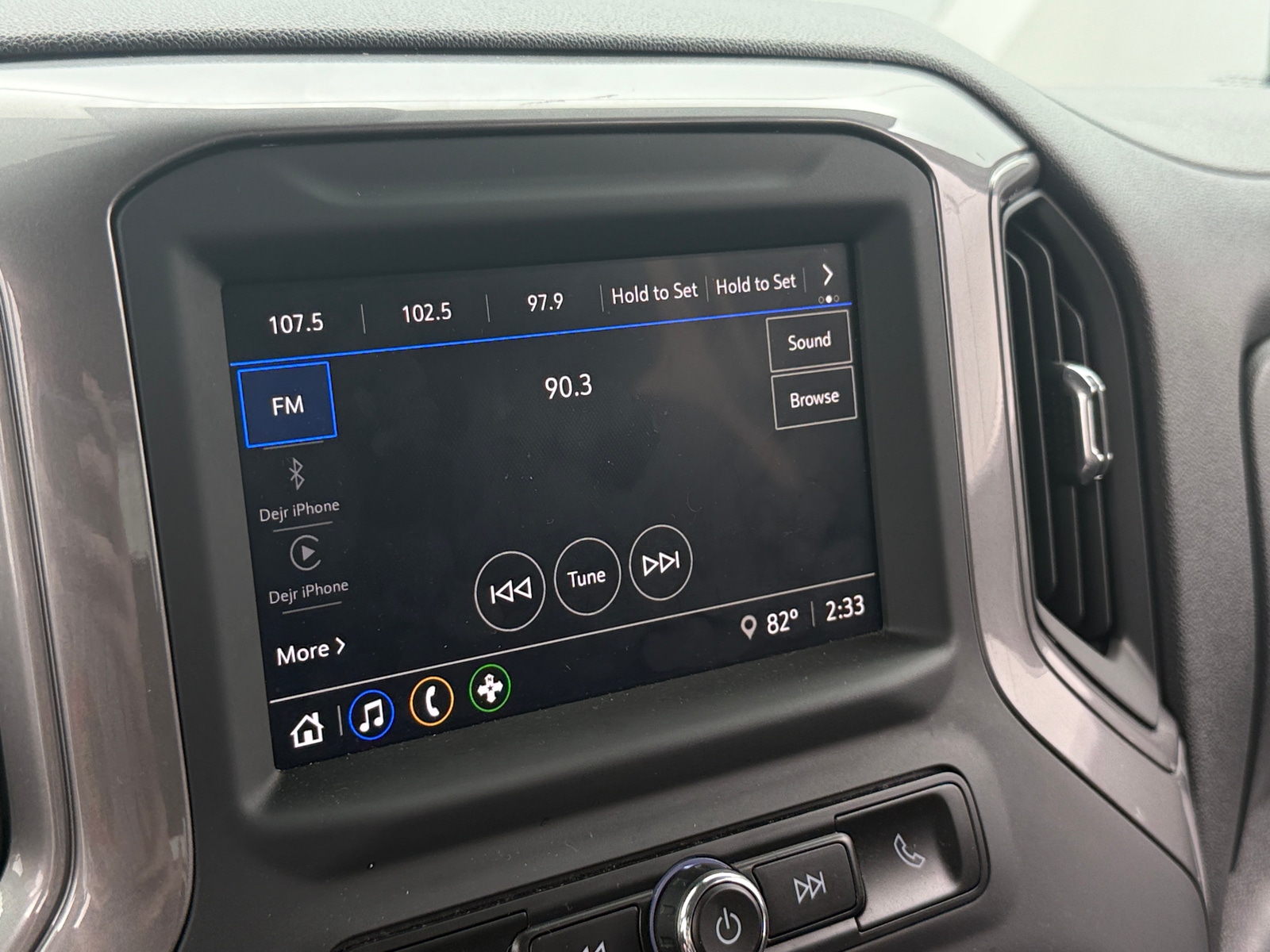 Thumbnail: 2022 Chevrolet Silverado 1500 - 4