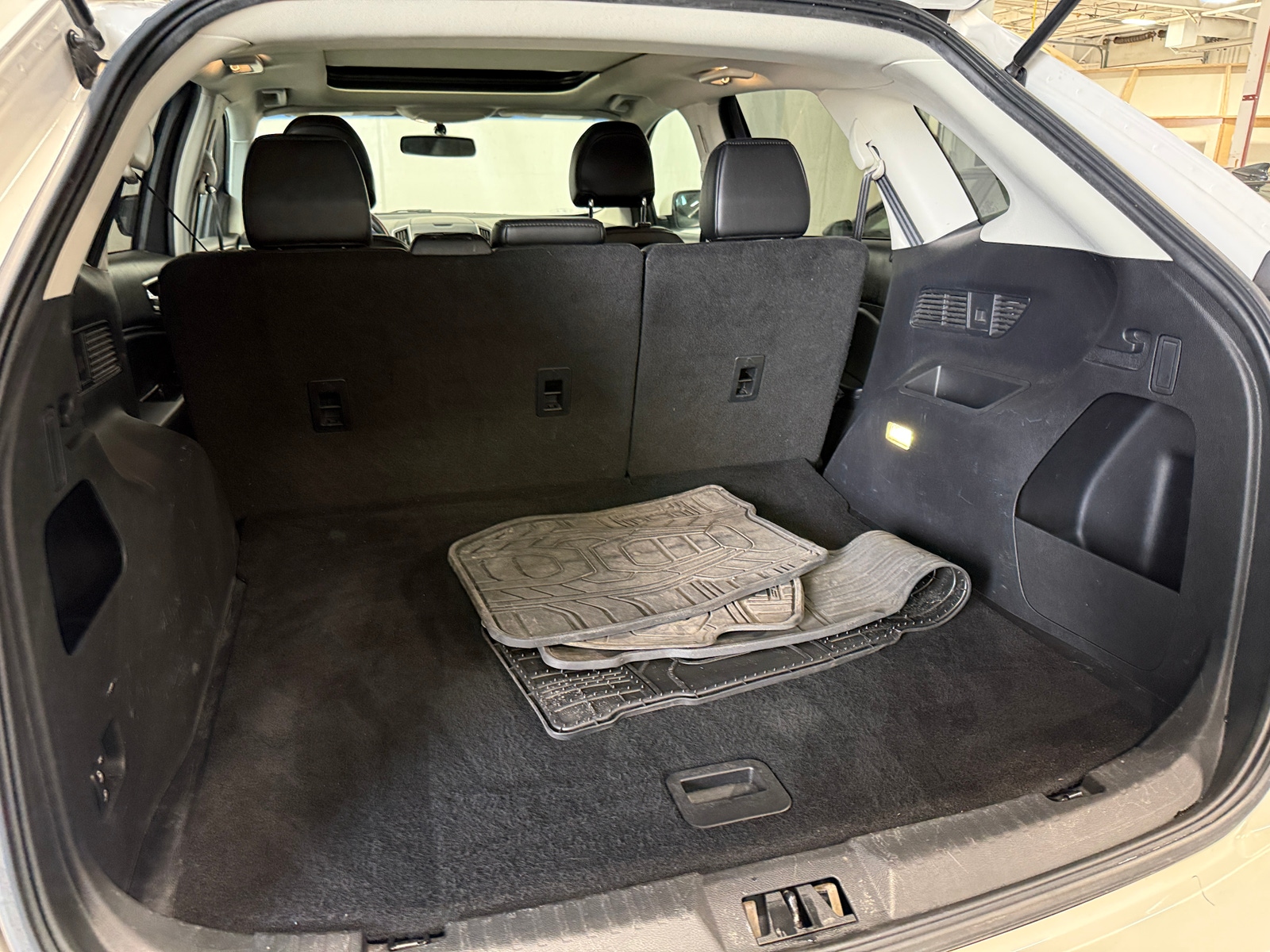 Thumbnail: 2016 Ford Edge - 6