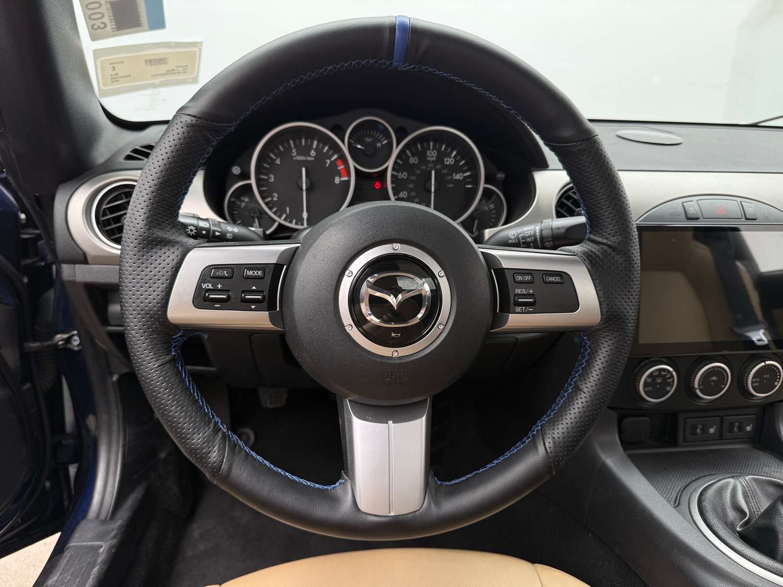 Thumbnail: 2012 Mazda MX-5 Miata - 3