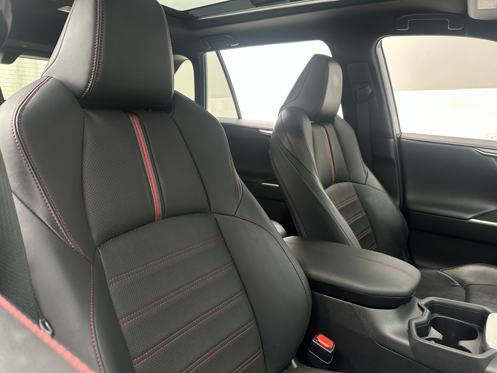 Thumbnail: 2021 Toyota RAV4 - 2
