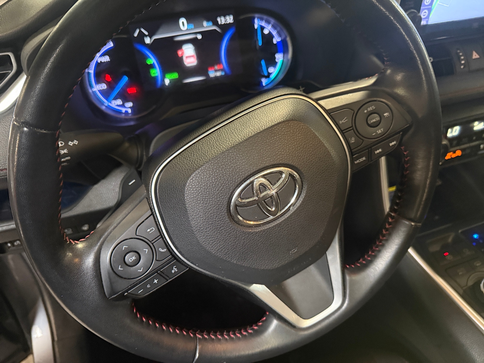 Thumbnail: 2021 Toyota RAV4 - 5
