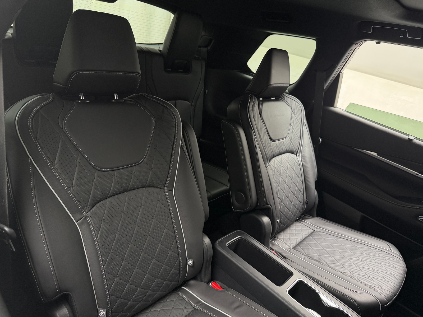 Thumbnail: 2022 INFINITI QX60 - 5