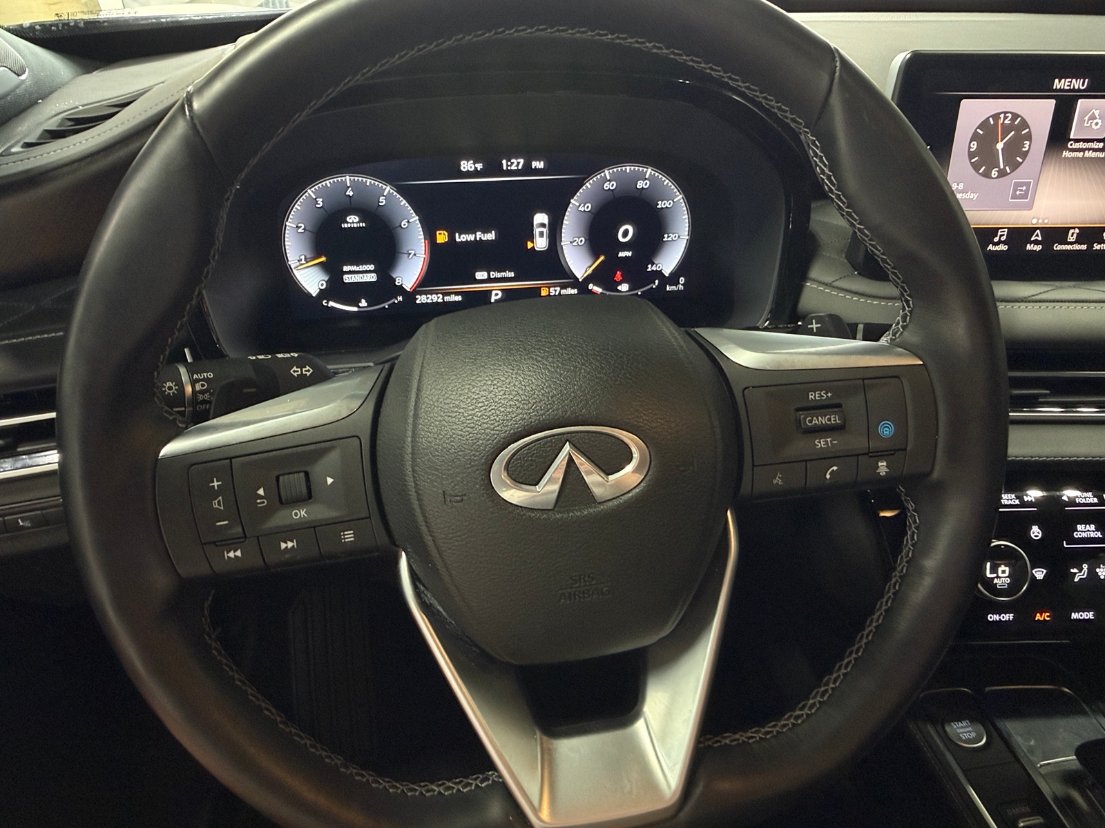 Thumbnail: 2022 INFINITI QX60 - 4