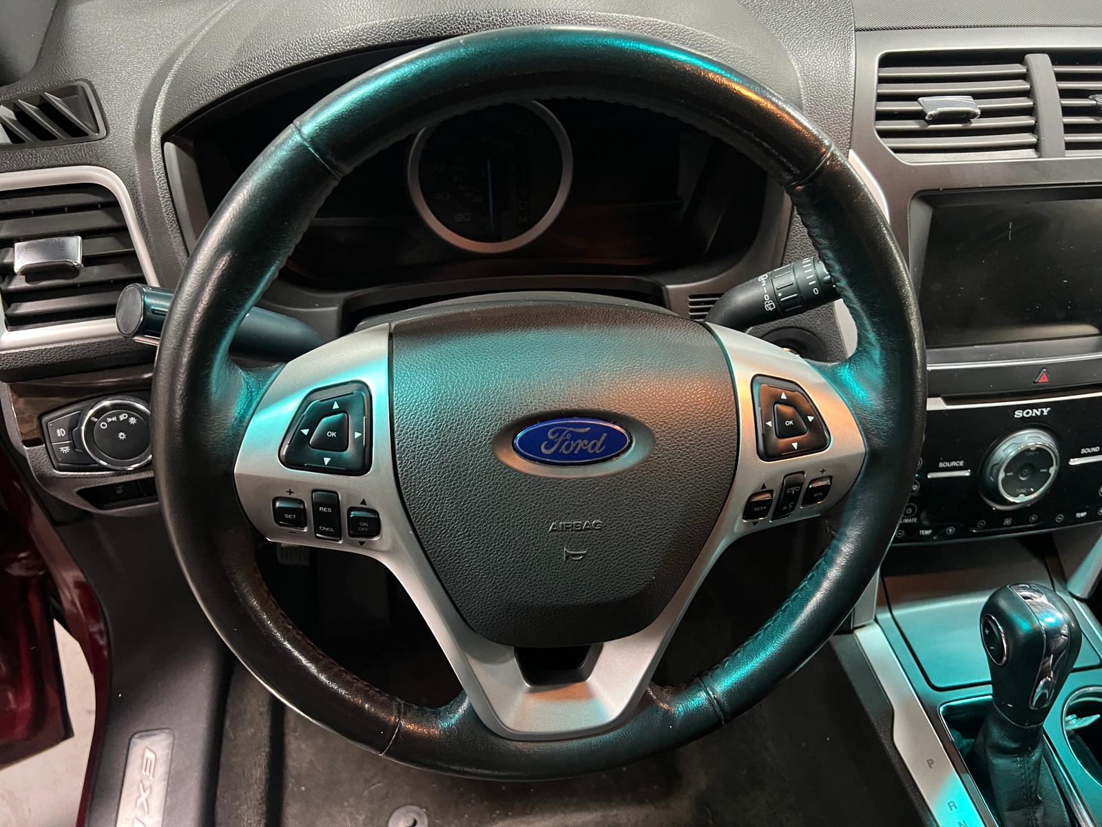 Thumbnail: 2013 Ford Explorer - 4