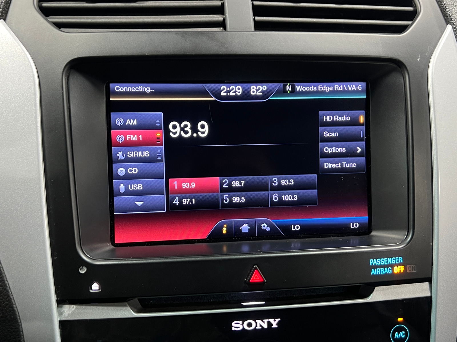 Thumbnail: 2013 Ford Explorer - 3