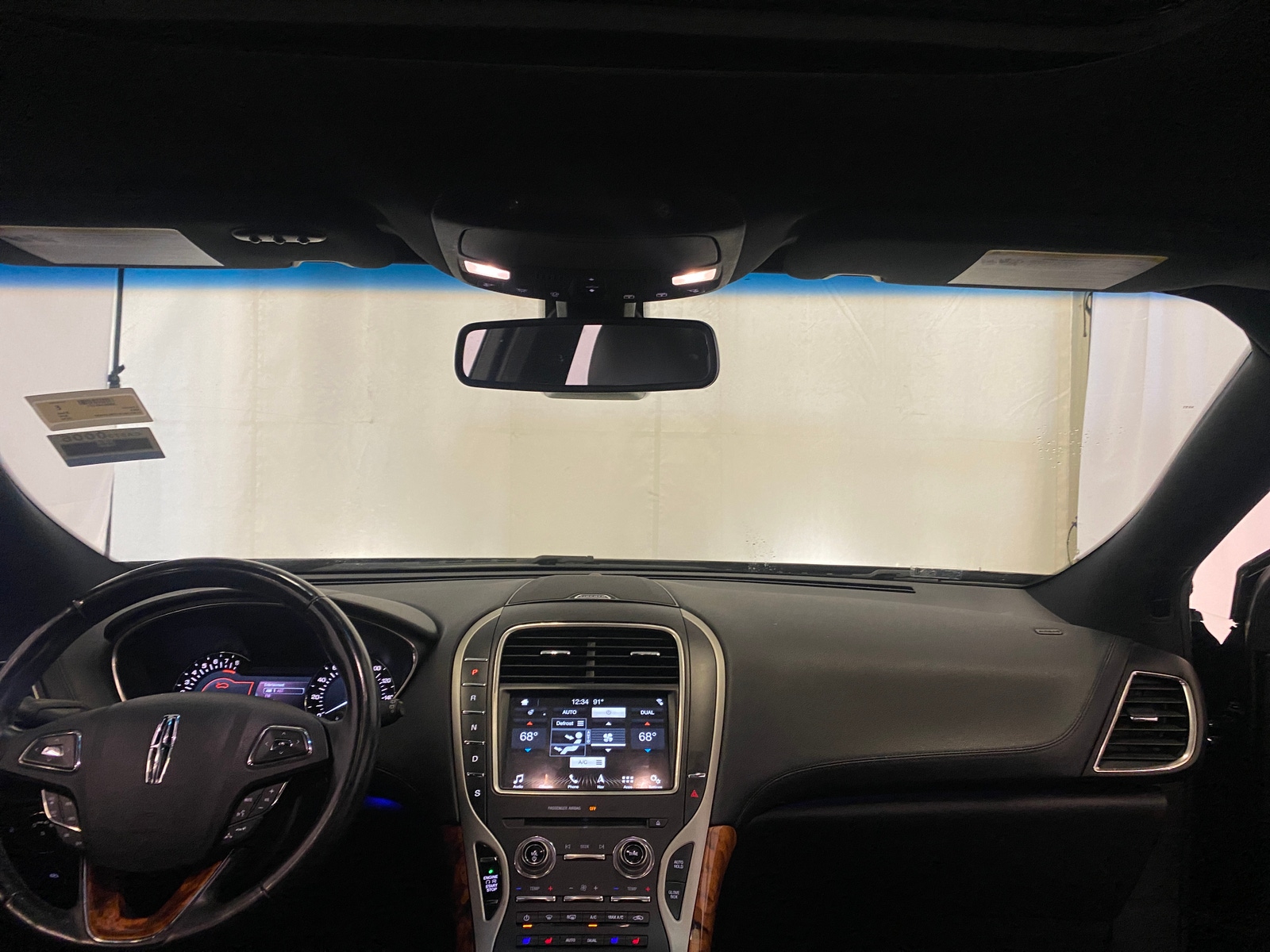 Thumbnail: 2016 Lincoln MKX - 2