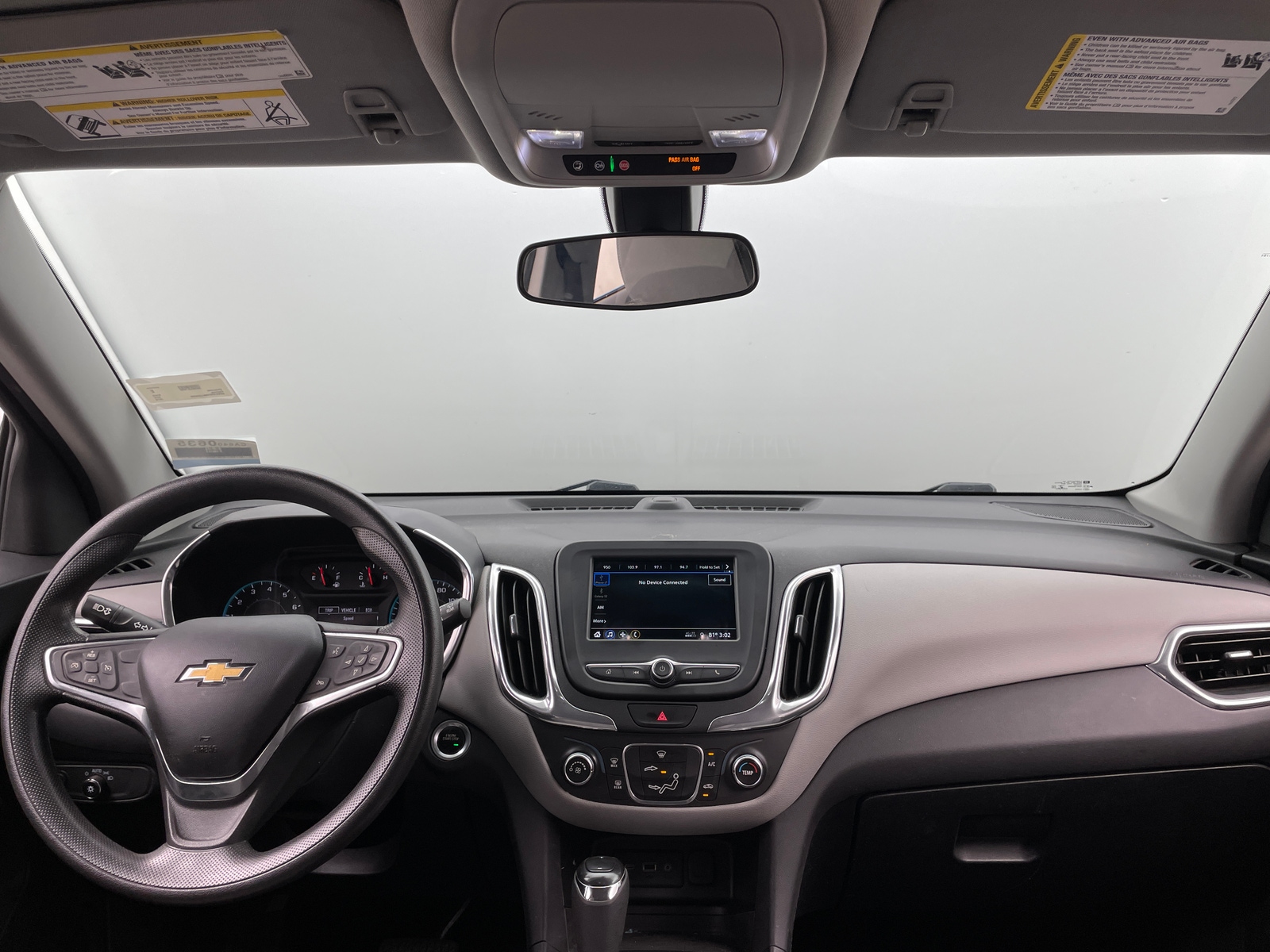 Thumbnail: 2019 Chevrolet Equinox - 3