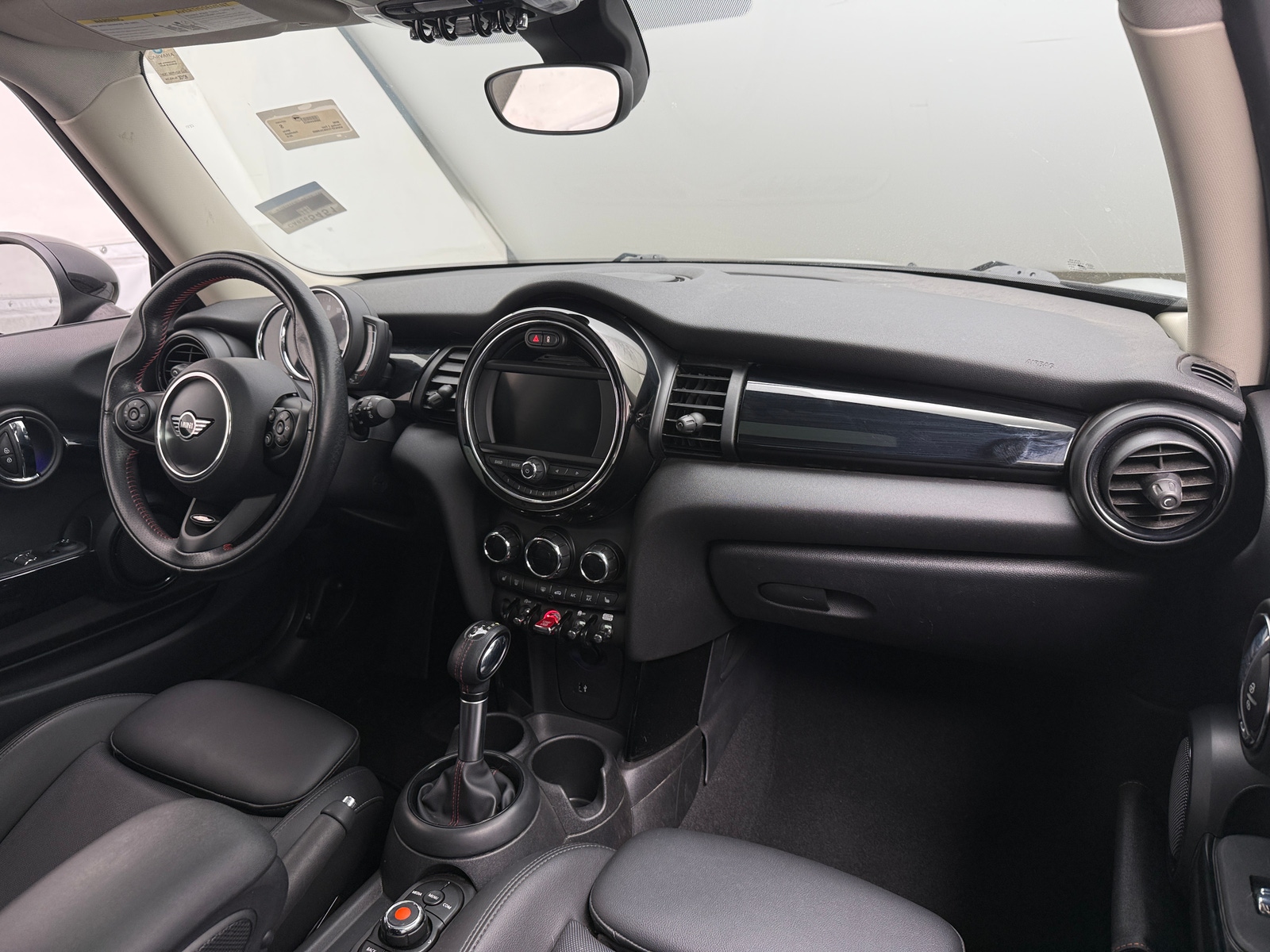 Thumbnail: 2019 MINI Cooper Hardtop - 2