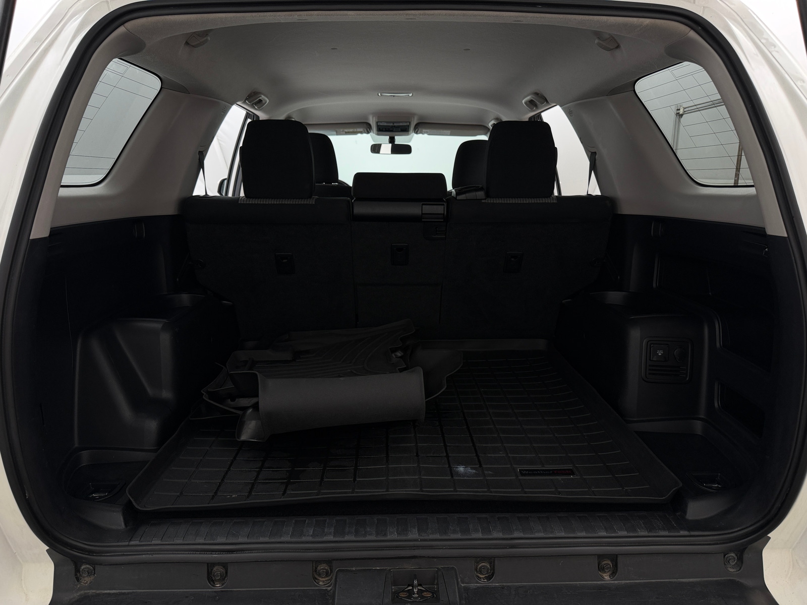 Thumbnail: 2015 Toyota 4Runner - 7