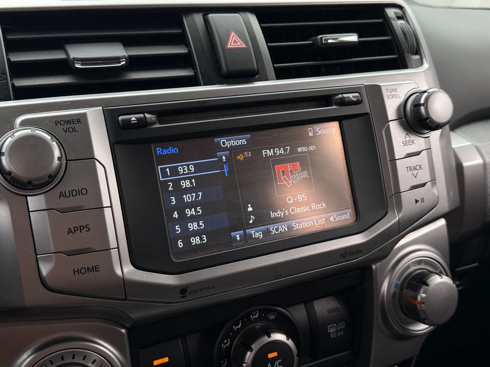 Thumbnail: 2015 Toyota 4Runner - 4