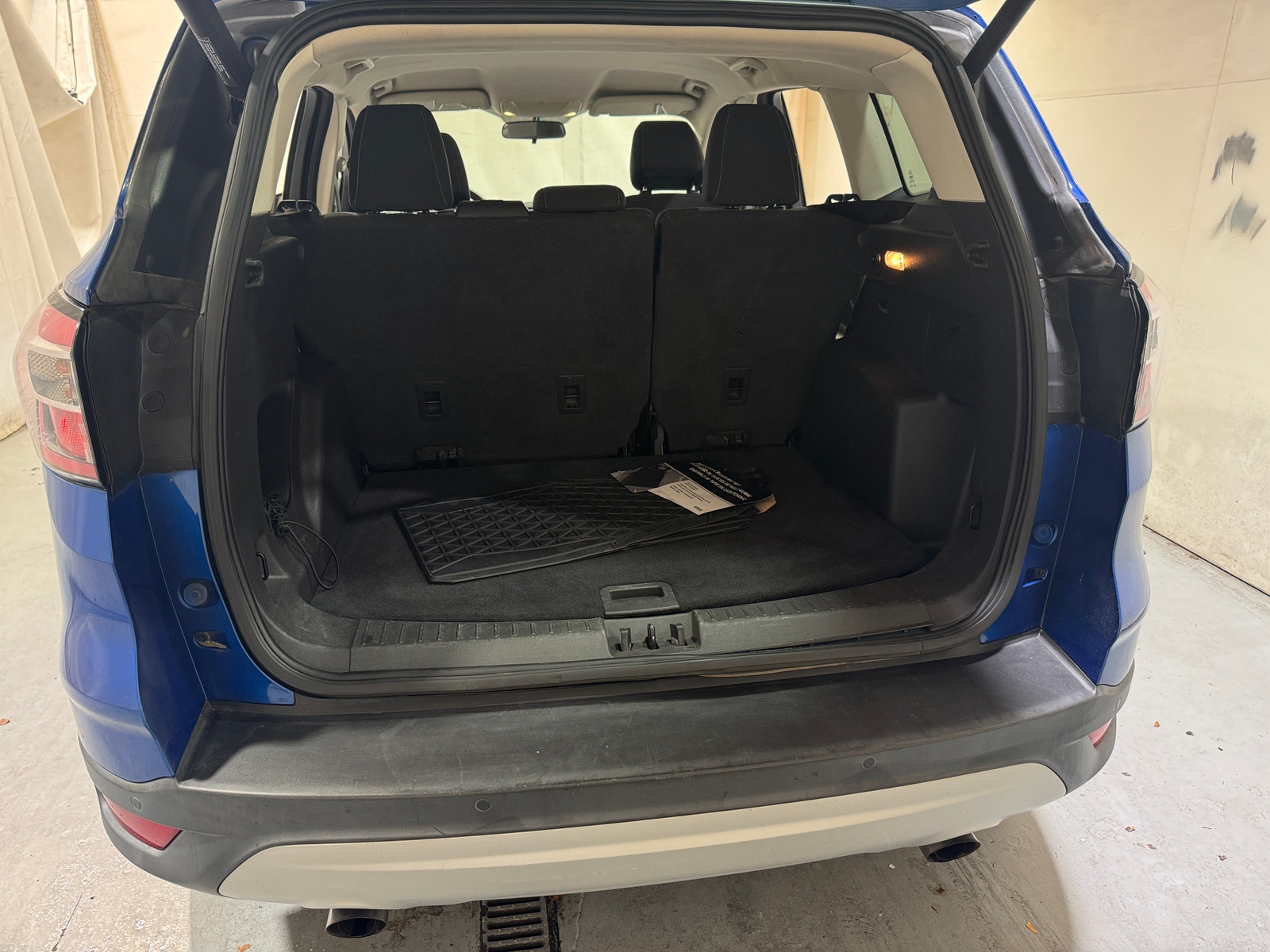 Thumbnail: 2017 Ford Escape - 7