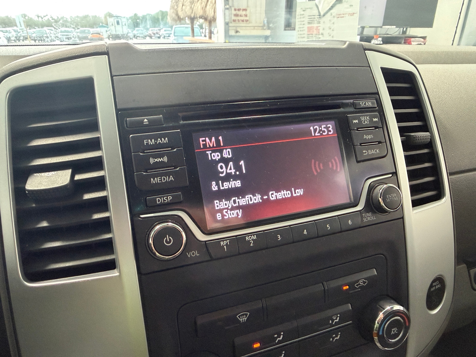 Thumbnail: 2015 Nissan Frontier - 4