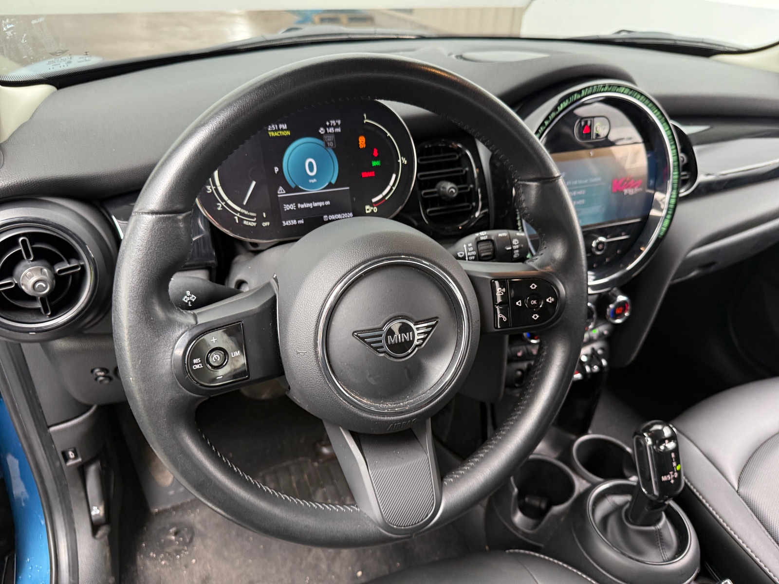 Thumbnail: 2022 MINI Cooper Hardtop - 4