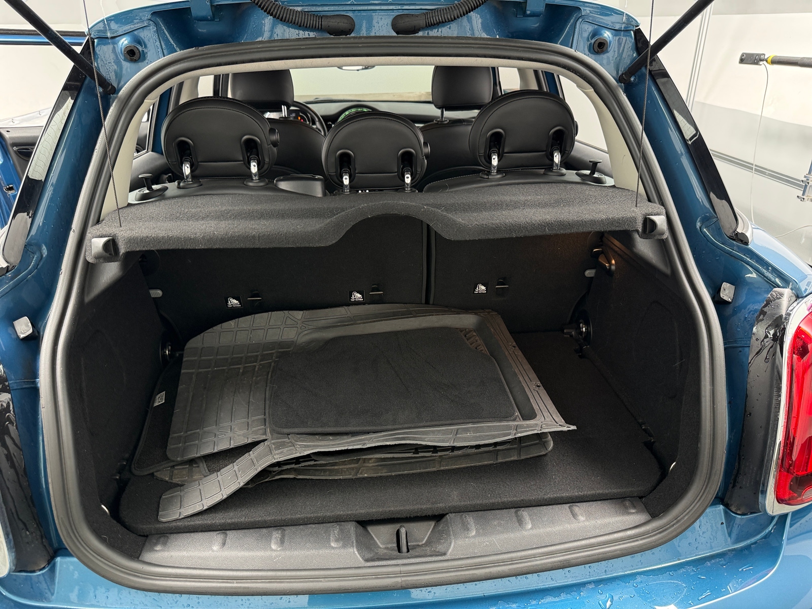 Thumbnail: 2022 MINI Cooper Hardtop - 6