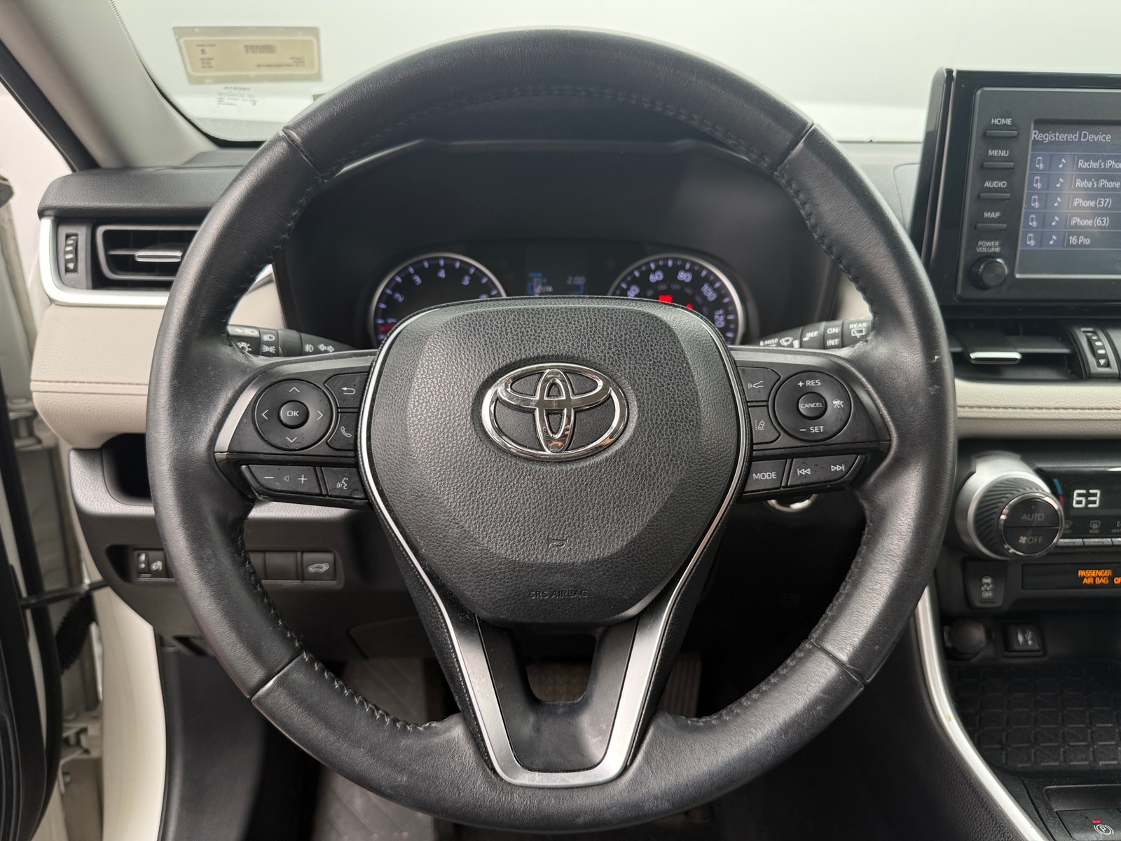 Thumbnail: 2019 Toyota RAV4 - 4