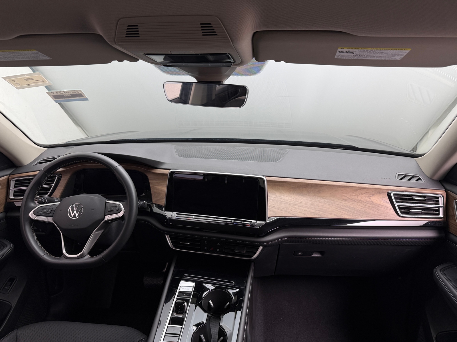 Thumbnail: 2026 Volkswagen Atlas - 2