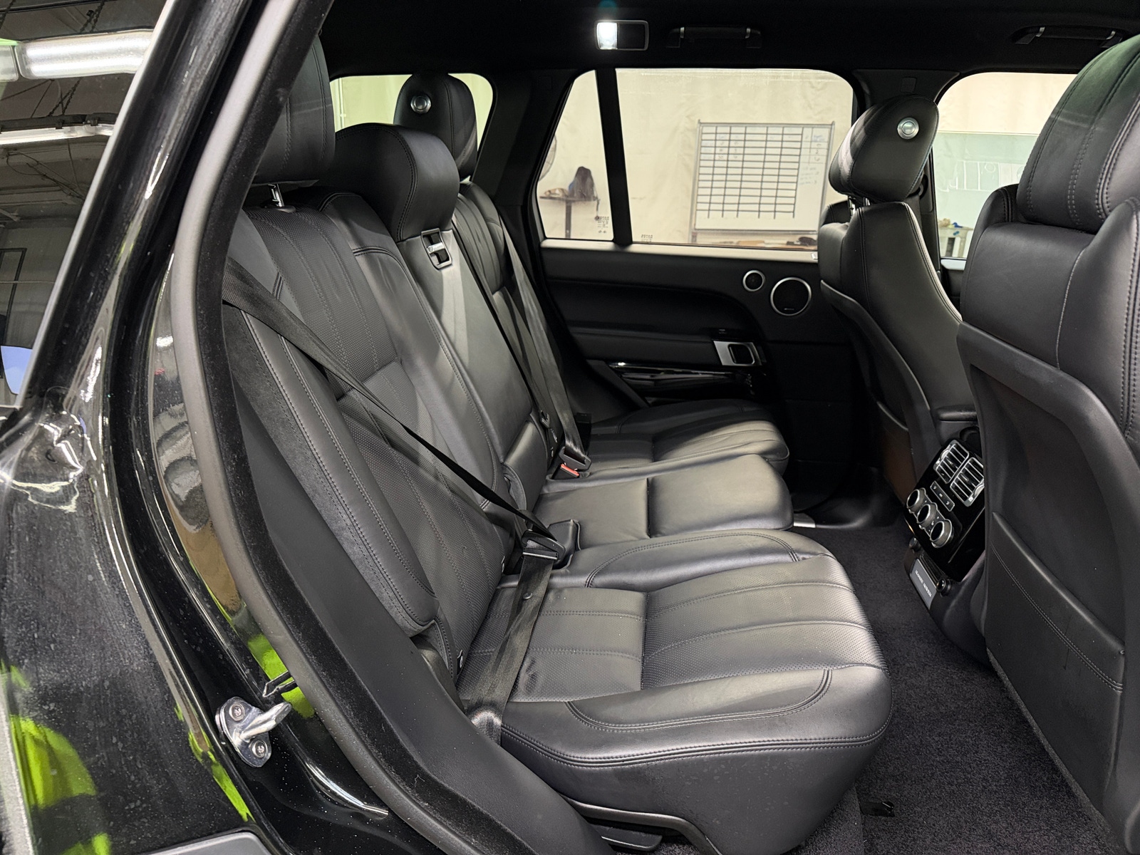Thumbnail: 2017 Land Rover Range Rover - 5