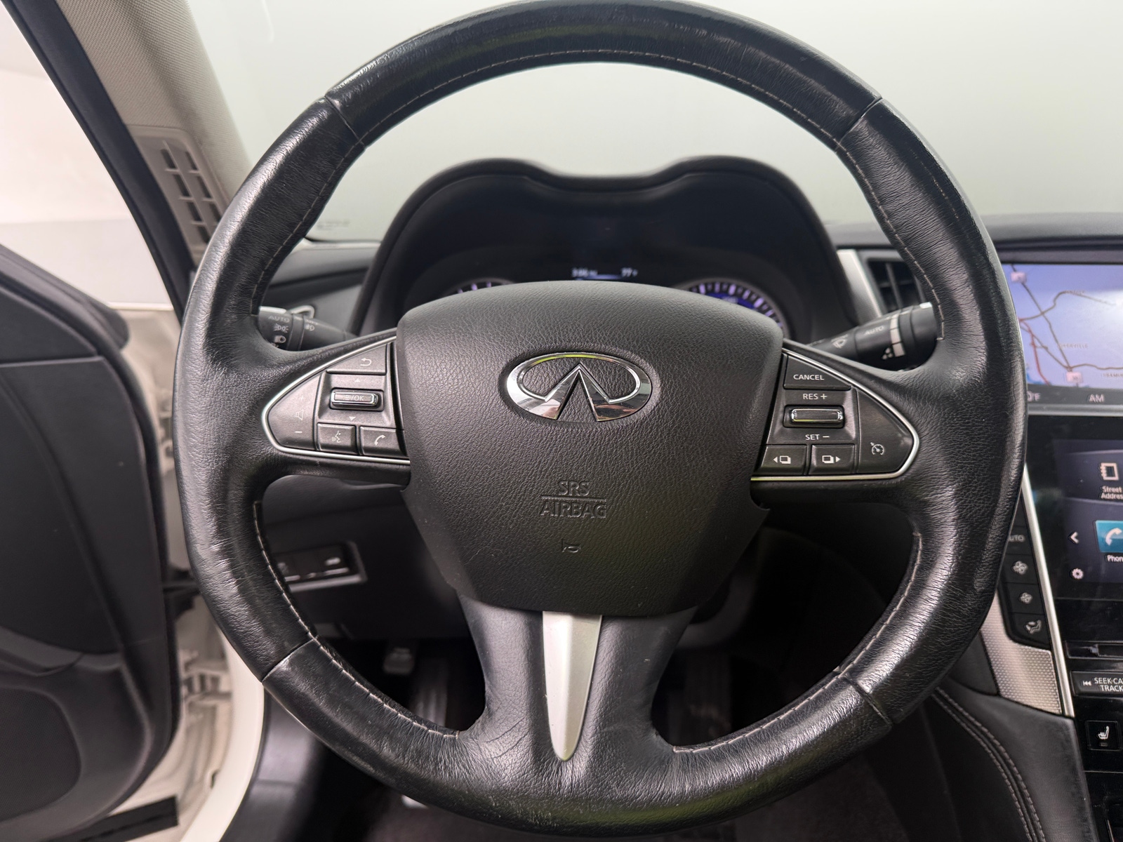 Thumbnail: 2016 INFINITI Q50 - 4