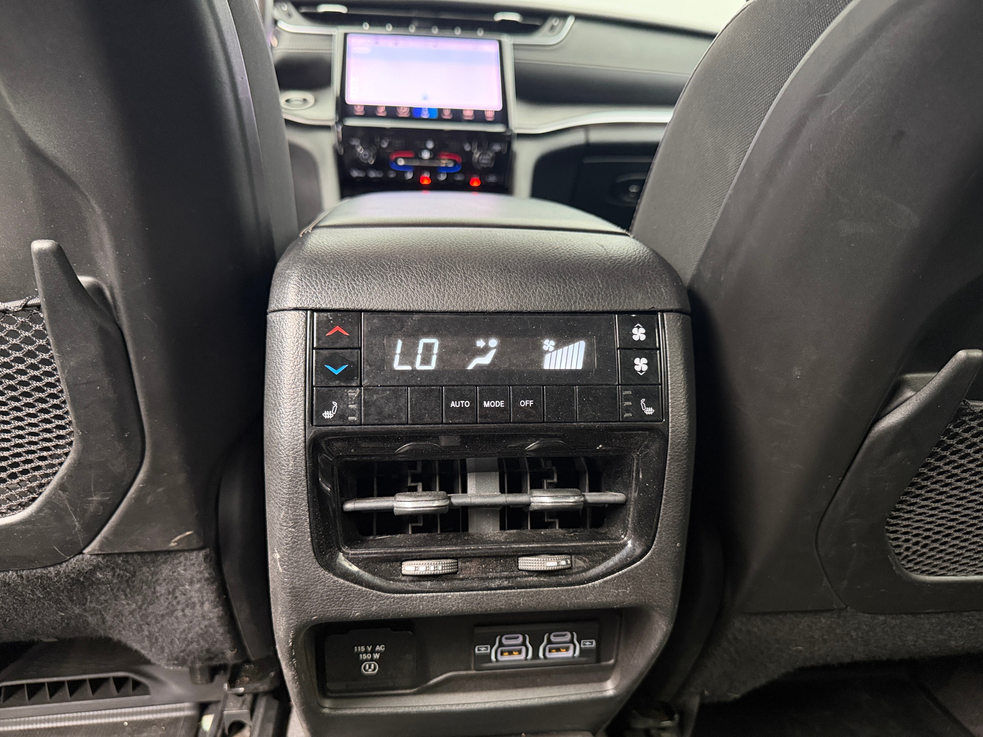 2022 Jeep Grand Cherokee L Limited - Photo 4