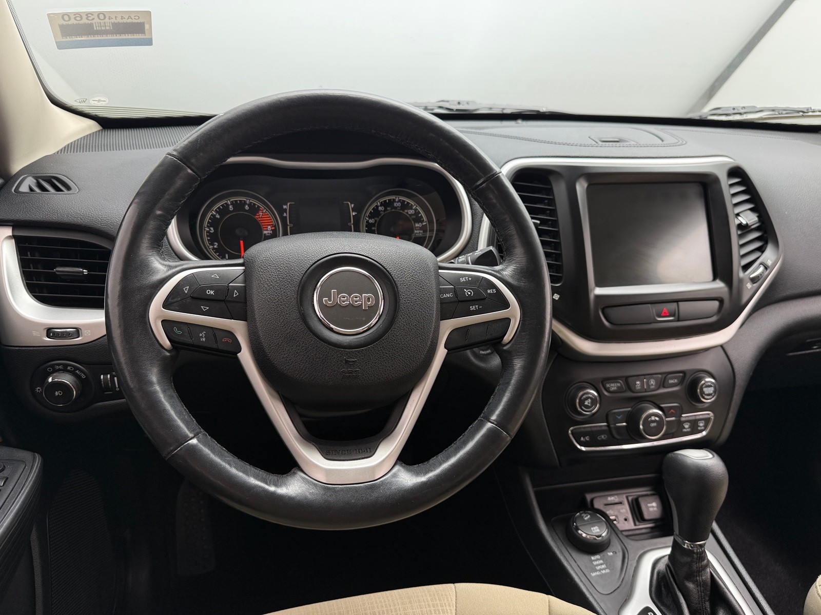 Thumbnail: 2016 Jeep Cherokee - 5