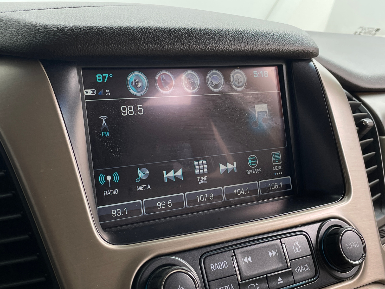 Thumbnail: 2019 GMC Yukon XL - 3