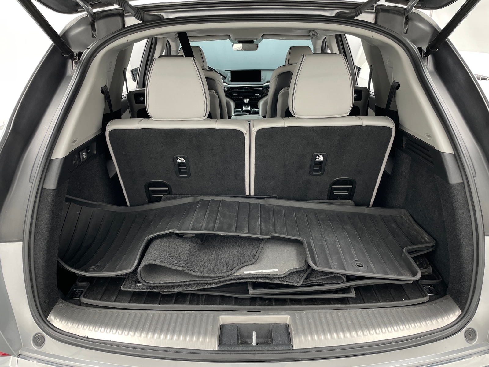Thumbnail: 2022 Acura MDX - 6