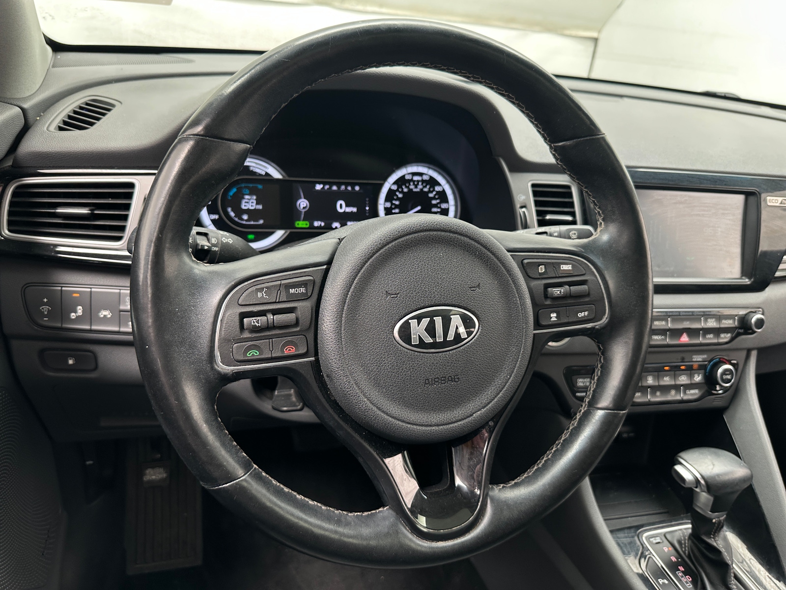Thumbnail: 2018 Kia Niro - 4