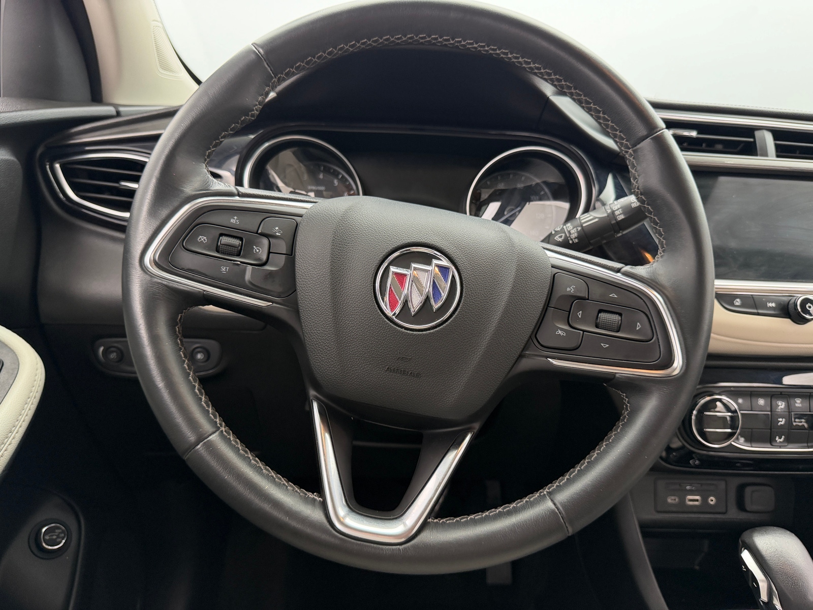 Thumbnail: 2021 Buick Encore GX - 4