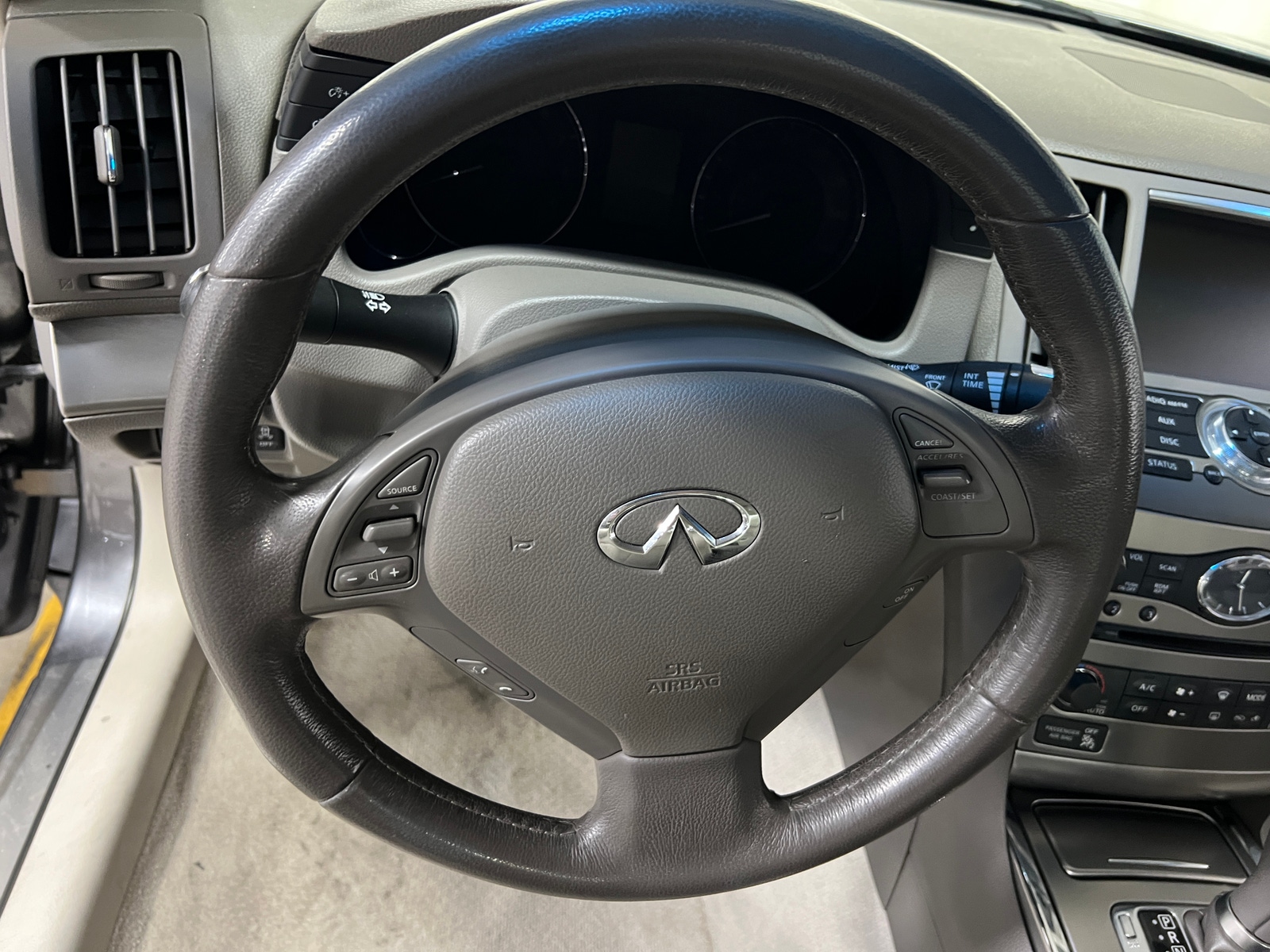 Thumbnail: 2012 INFINITI G37 - 3