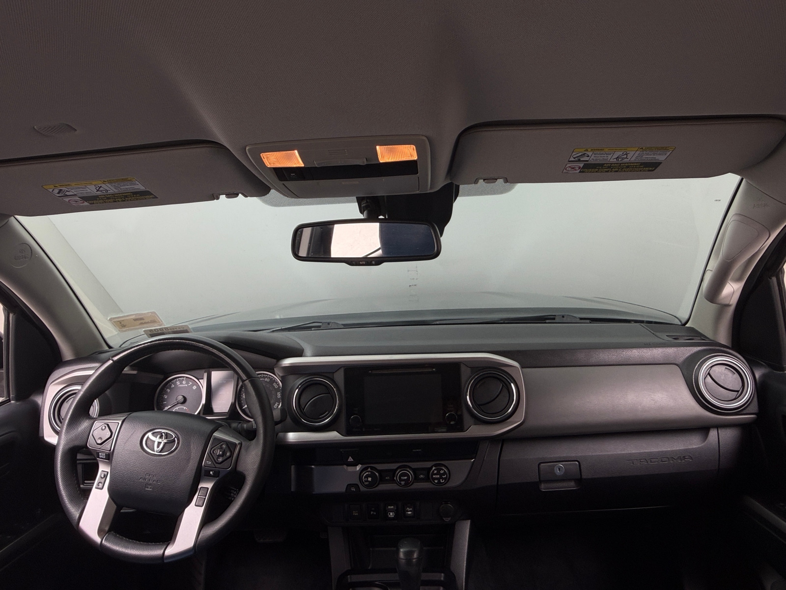 Thumbnail: 2019 Toyota Tacoma - 3