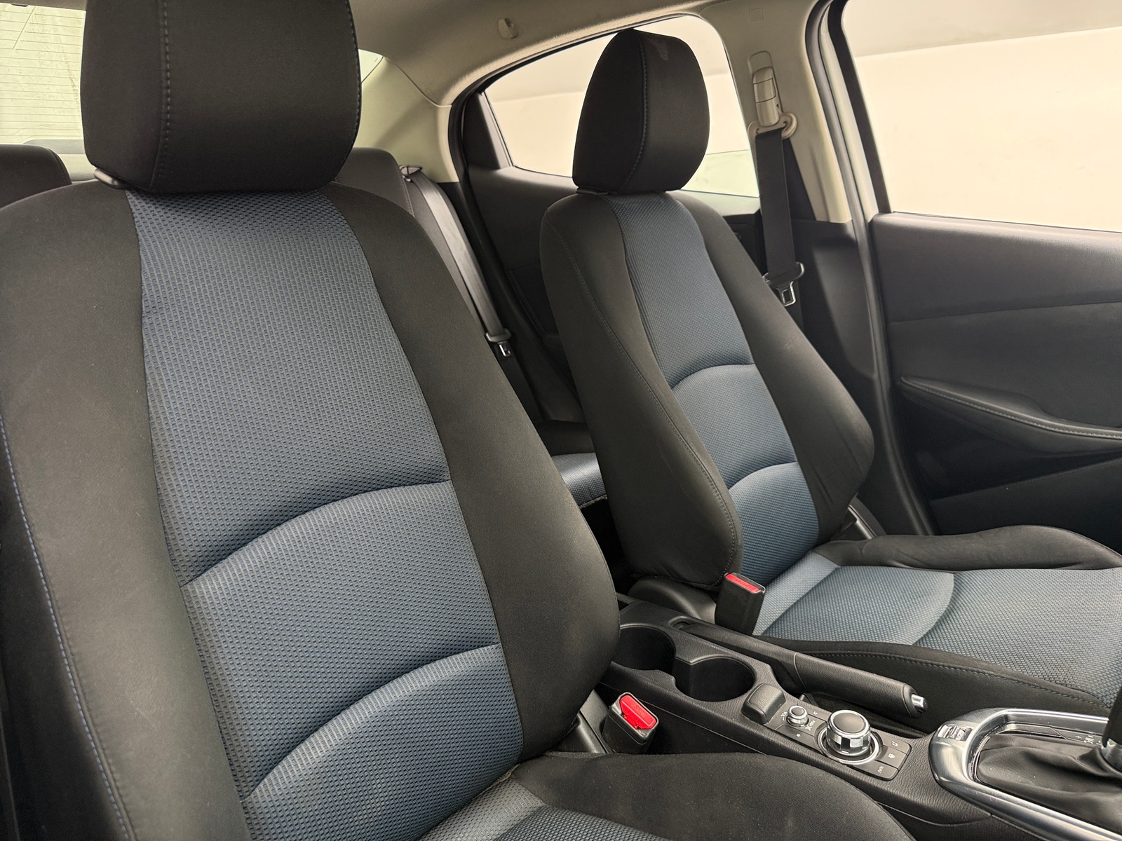 Thumbnail: 2017 Toyota Yaris iA - 2