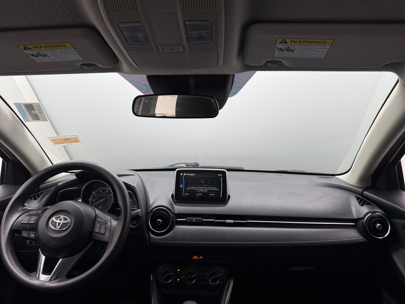 Thumbnail: 2017 Toyota Yaris iA - 3
