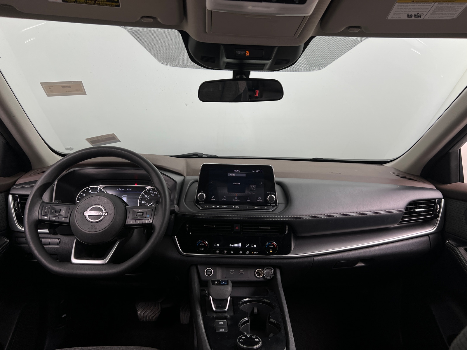 Thumbnail: 2022 Nissan Rogue - 3