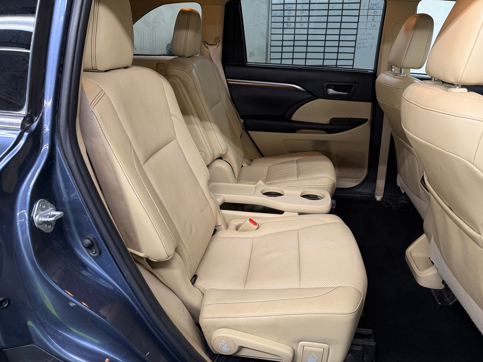Thumbnail: 2019 Toyota Highlander - 5