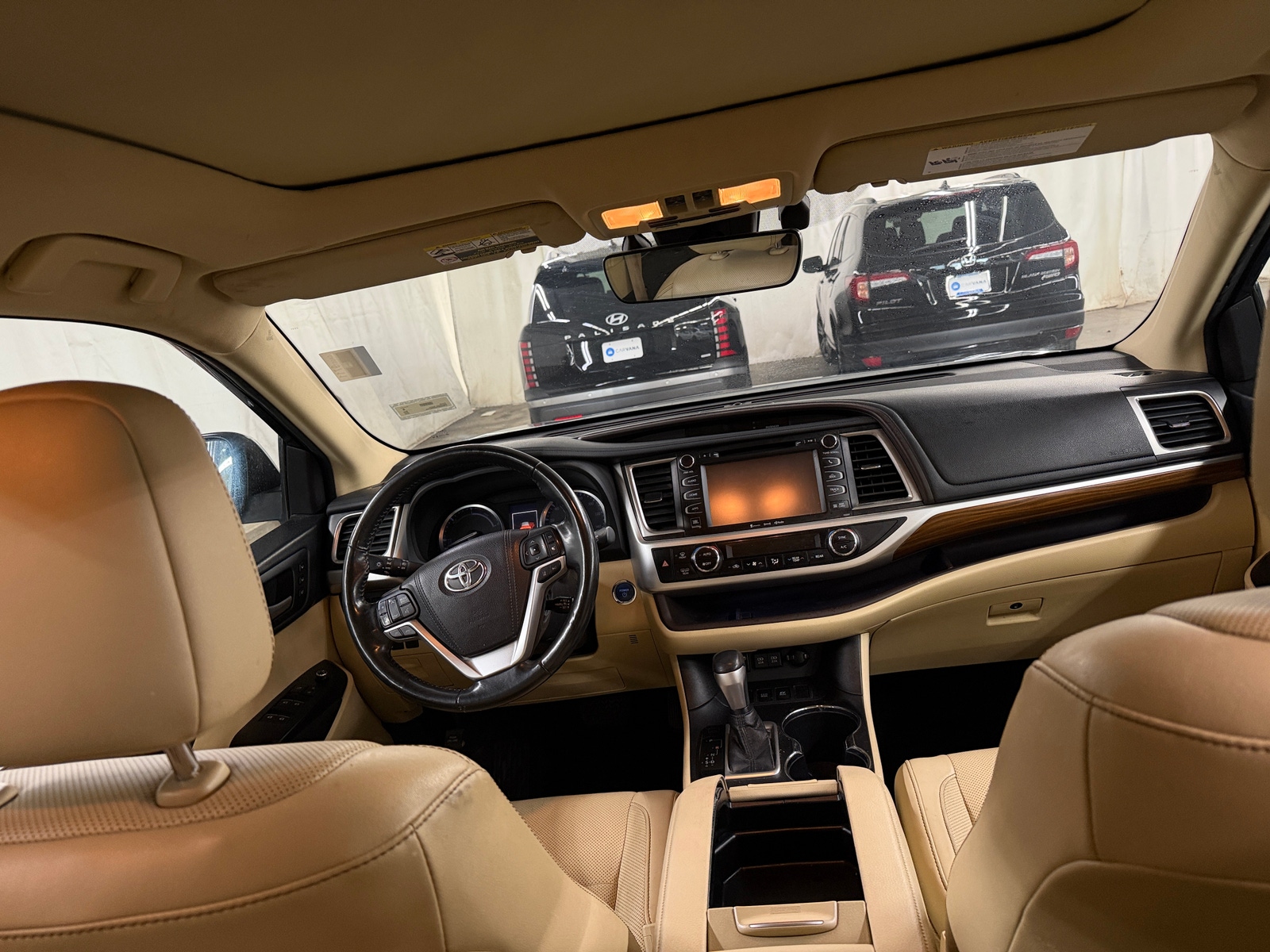 Thumbnail: 2019 Toyota Highlander - 2