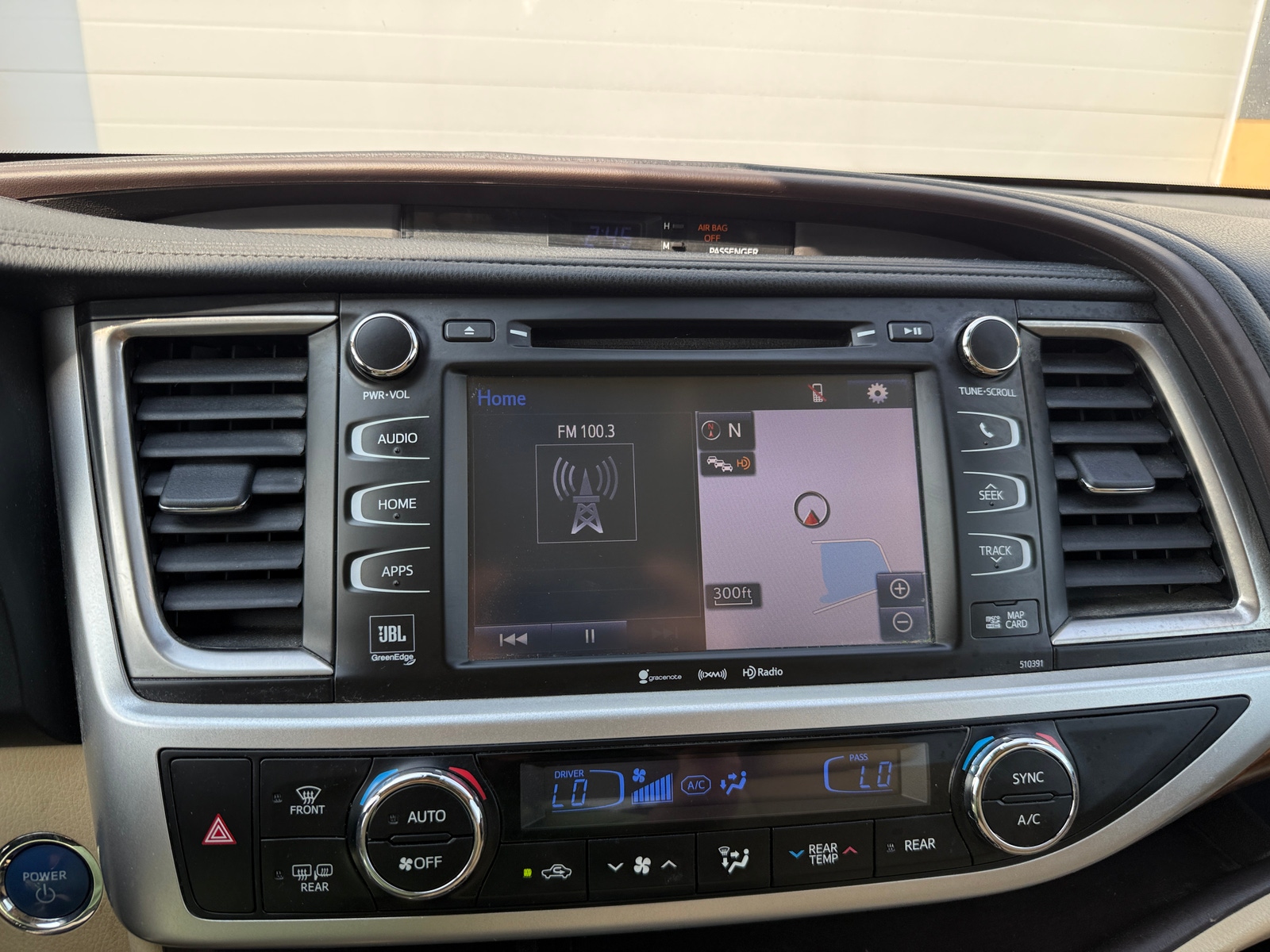 Thumbnail: 2019 Toyota Highlander - 3