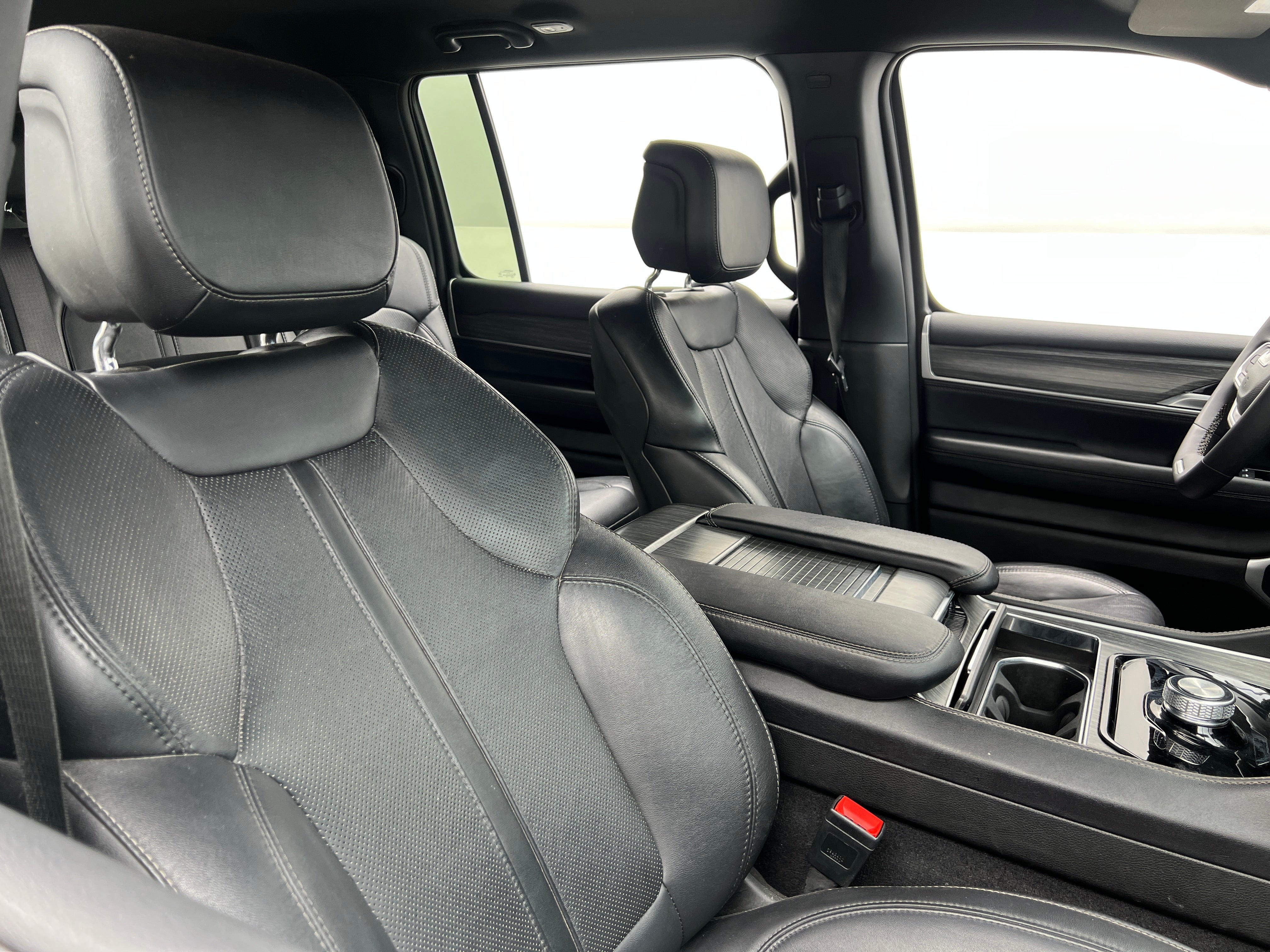 2024 Jeep Wagoneer L