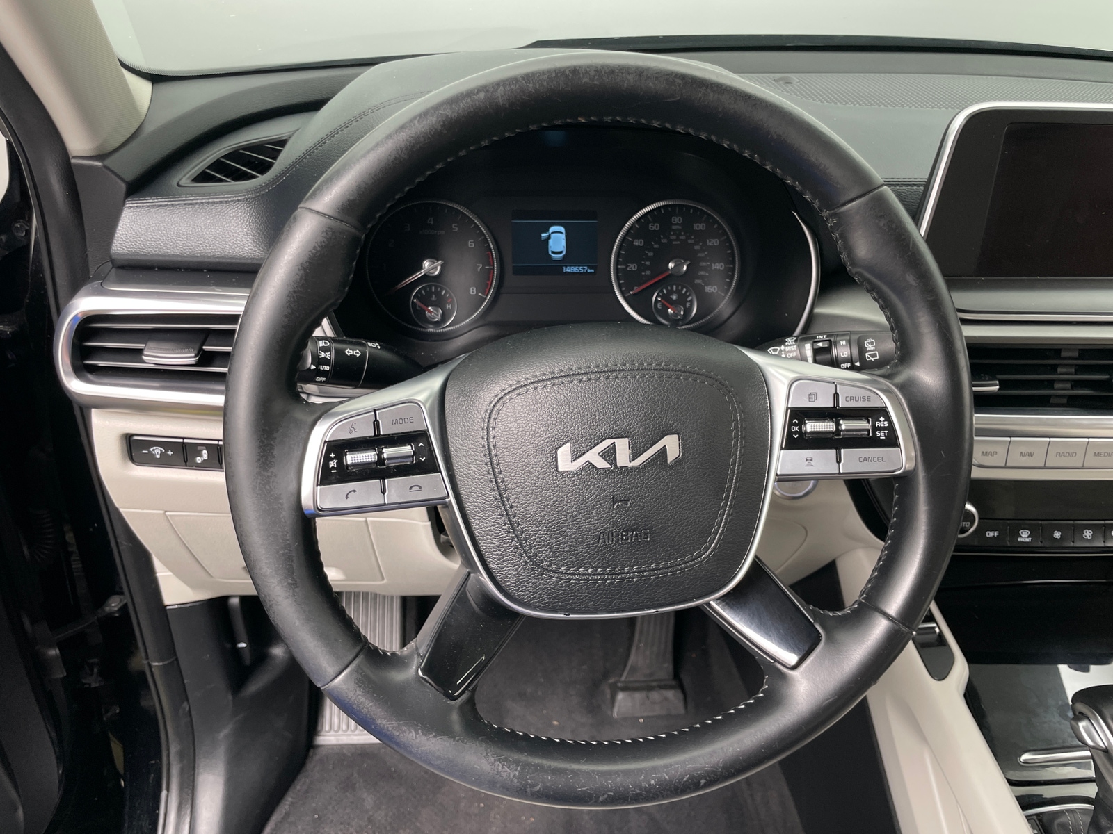 Thumbnail: 2022 Kia Telluride - 4