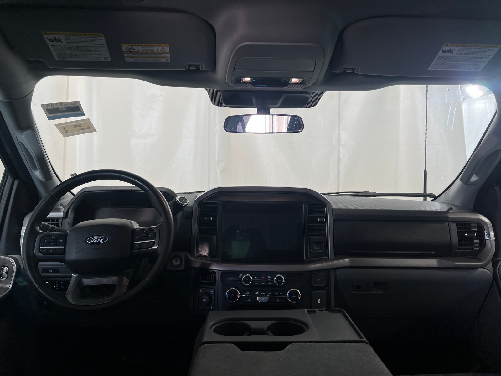 Thumbnail: 2025 Ford Econoline - 3